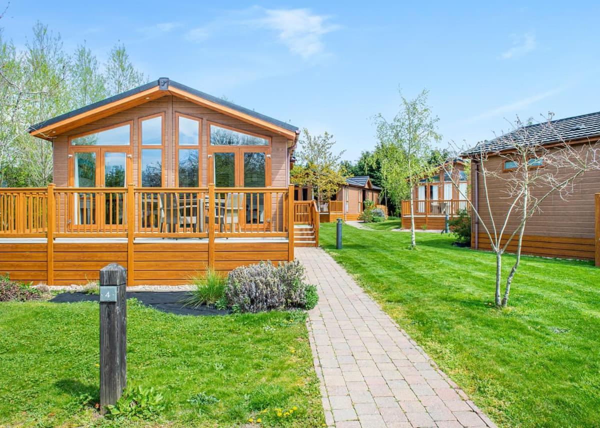 Canterbury Reach Lodge Retreat Petham Екстериор снимка