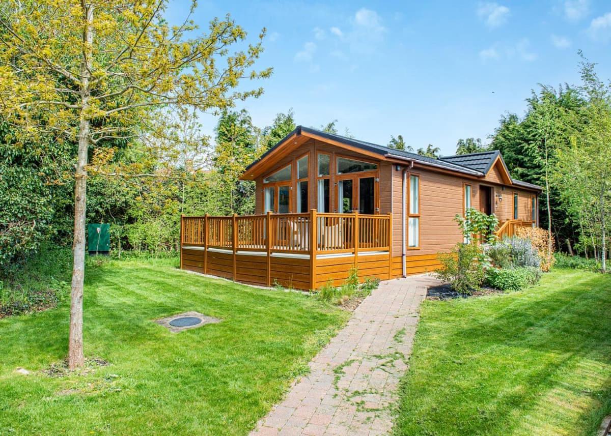 Canterbury Reach Lodge Retreat Petham Екстериор снимка