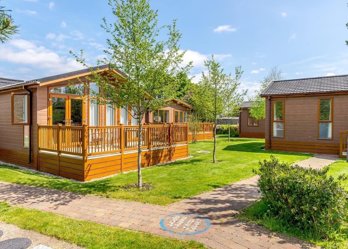 Canterbury Reach Lodge Retreat Petham Екстериор снимка