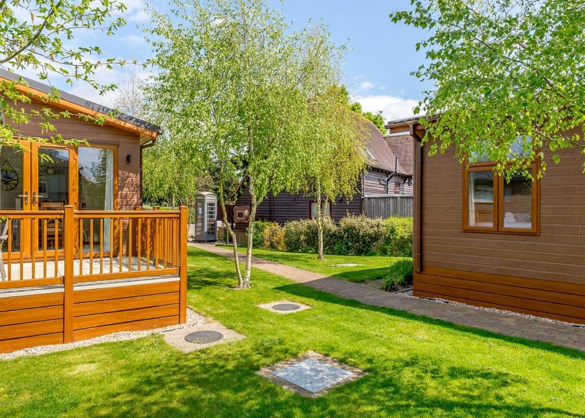 Canterbury Reach Lodge Retreat Petham Екстериор снимка