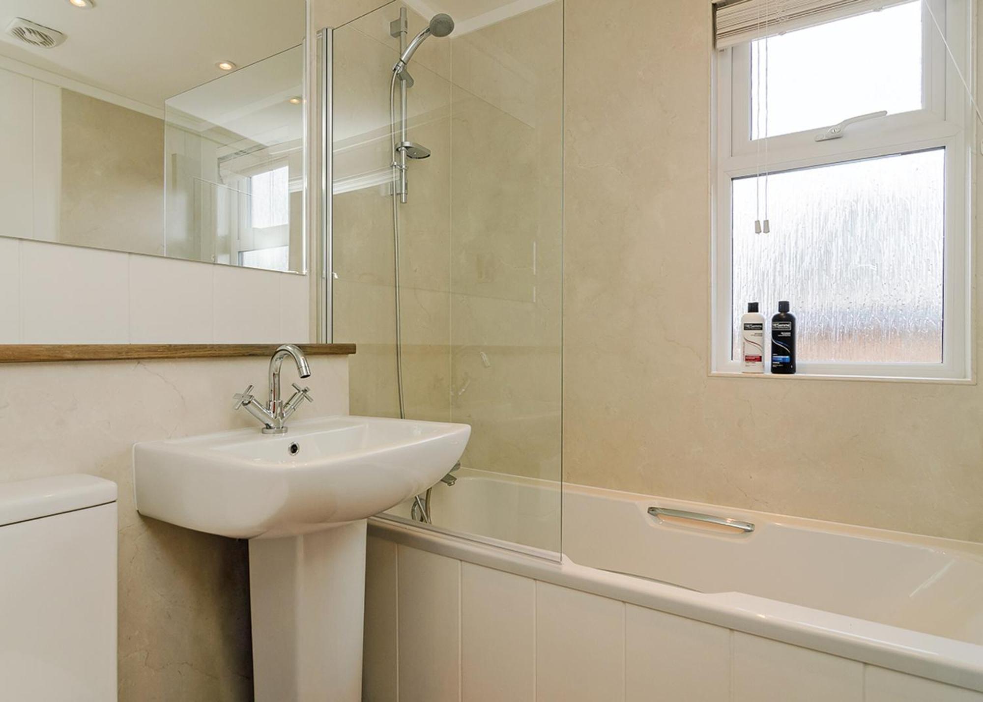 Canterbury Reach Lodge Retreat Petham Стая снимка
